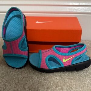 Nike Kids Teal & Pink Open-Toe Sandals with Neon Swoosh. GREAT FOR WATER PLAY